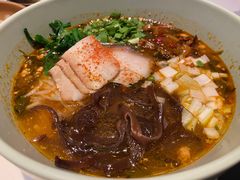 小锅米线-胡麻(静安嘉里店)