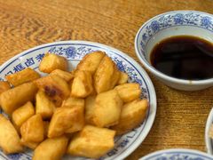 老北京炸咯吱-门框胡同百年卤煮(新街口店)