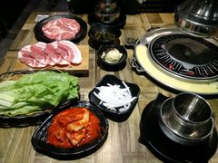 -哈哈碳都·牛肋条无限自助烤肉(台江万达店)