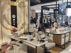 -杭州西湖银泰百货