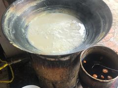白浆-云南大锅豆浆店
