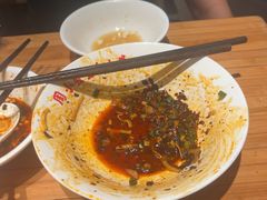 -周小波重庆小面·重庆名小吃(邹容路店)