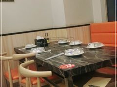 -红棚子肚绷·徐州烧烤(南京店)