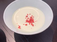 悦庭草莓酸奶-悦庭六号餐厅(麦岛店)