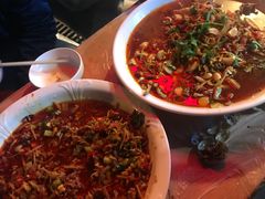 鲜椒叮叮兔-罗妈砂锅(四川成都奎星楼店)