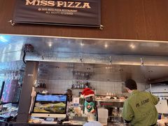-miss pizza