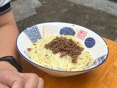 -杨伯英传统杂酱面