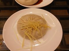 蟹黄汤包-老季市·三代非遗传承·地标美食老汁鸡(工农路店)