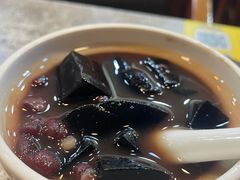 红豆沙龟苓膏-阿坤传统手工小吃(沙坪坝店)