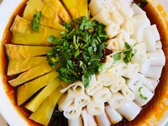 -雄诏大酒店火锅·特色小吃