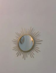 -苗医生专业祛痘·皮肤管理