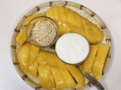 -志龙皇冠吃货椰子铺