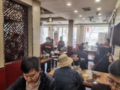 大堂-门框胡同百年卤煮(新街口店)