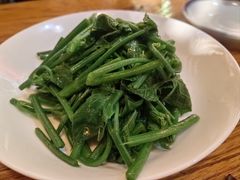 丝瓜尖-蜗牛的家旅行主题云南菜餐厅.小酒馆(护国寺店)