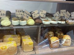 -沁屋面包店(人民东路店)