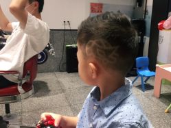 -Mengbaby·萌宝贝儿童理发(保利广场店)