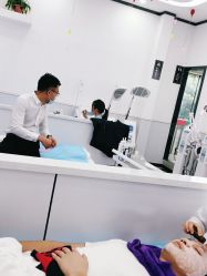 -蕾特恩专业祛痘·皮肤管理