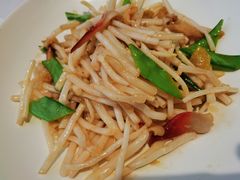 -老船夫婚宴婚庆会馆(延吉路店)