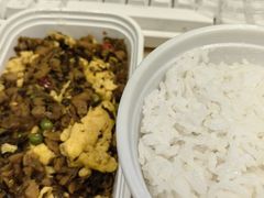 -老乡鸡(西岸凤巢店)