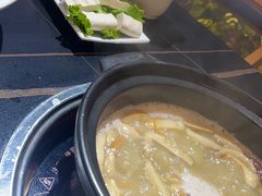 -野菌皇海景野生菌火锅(滨海大道店)