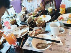 -怡豪大饭店·49楼旋转自助餐厅