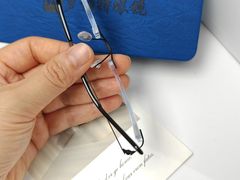 -罗伯特眼镜·蔡司官方授权(罗湖国贸店)