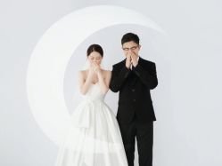 -樱花婚纱摄影