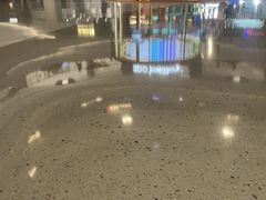 -荒岛实景沉浸密室(江汉路1店)