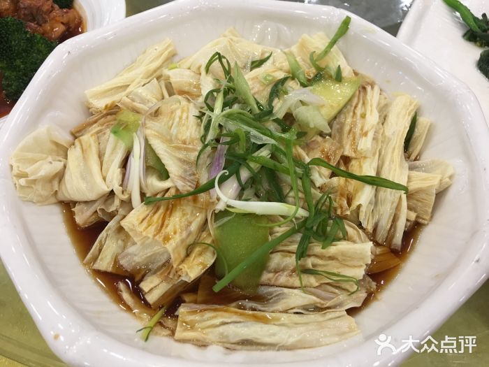 姚林轩图片