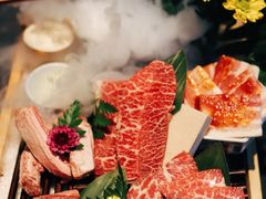 -铭牛烧肉·和牛海鲜自助(高新月牙湖店)