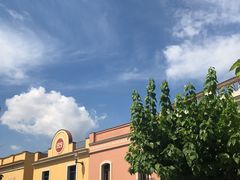 -马德里拉斯咯扎斯购物村