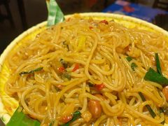 老表记爆炒螺蛳粉-老表记广西宵夜螺蛳鸭脚煲(西大店)