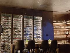 -wineapp葡萄酒餐吧(外滩金融中心店)
