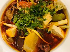 -成都你六姐·牛肉冒菜(城市集市合生汇店)