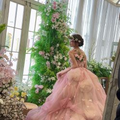 -城市花园婚纱摄影