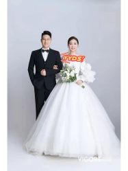 -雪中彩影婚纱摄影·微光艺术中心