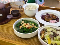 -雪梅月子中心(华侨城店)