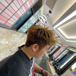 -AKOZO Beauty Salon
