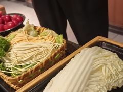 -湊湊火锅·茶憩(和平大悦城店)