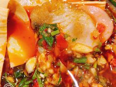 梭边鱼-肖肖酸萝卜鱼火锅(总店)