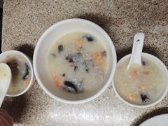 -河记肠粉店