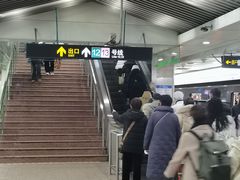 -南京西路(地铁站)