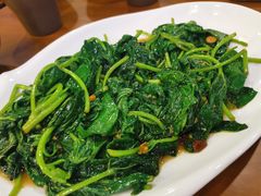 -e公馆鹅肉饭店·潮汕卤鹅(西平店)