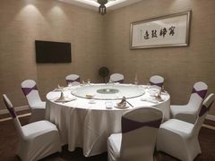 -双子楼大酒店(城开国际写字楼店)