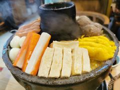 布衣暖锅-水煮三国·川鲁江湖菜(香山店)