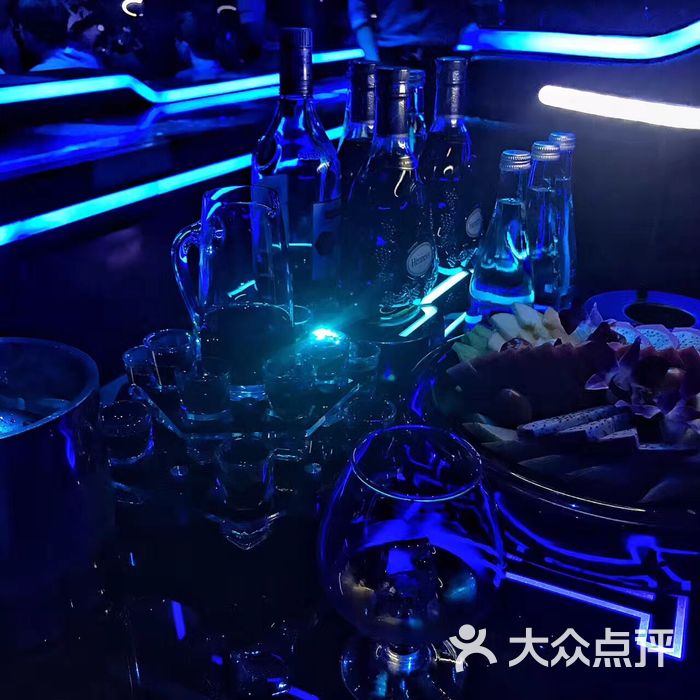 上海金山赫本酒吧图片
