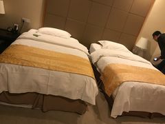 -无锡鼎尚皇冠酒店