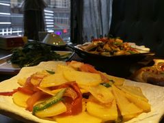 -宣威山野人家·云南菜·菌火锅(金碧店)