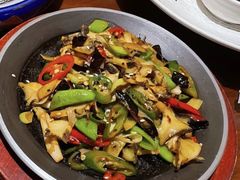 -萤初高端日料王(曲江银泰店)