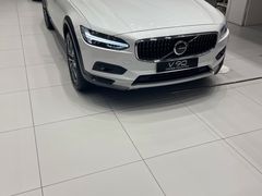 -杭州中沃沃尔沃4S店(滨江区店)